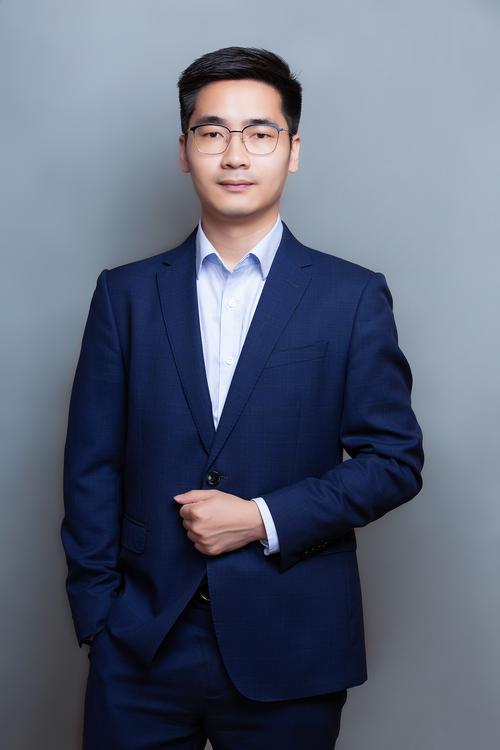 许印固 摄影指导总监